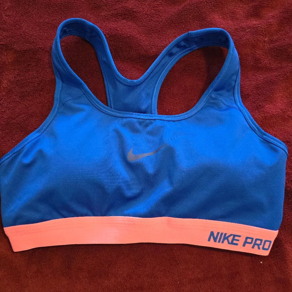 Nike Pro medium sports bra great condition
